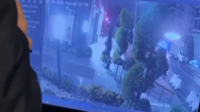 Beylikdüzü'nde bir siteye silahlı saldırı düzenlendi: Güvenlik görevlisi ağır yaralandı