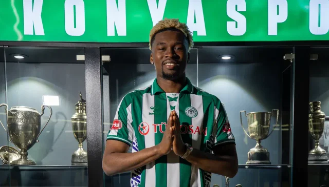 Konyaspor, savunma oyuncusu Adamo Nagalo'yu transfer etti