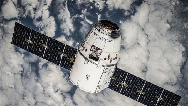 SpaceX yapay zeka için 1 milyon uydu izni bekliyor