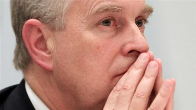 İngiltere Başbakanı Epstein dosyasındaki lord için istifa istedi