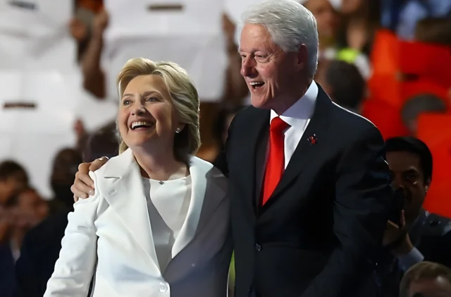 Clinton çifti Epstein soruşturmasında ifade verecek