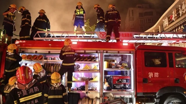 Çin'de köprü faciası: 5 işçi hayatını kaybetti
