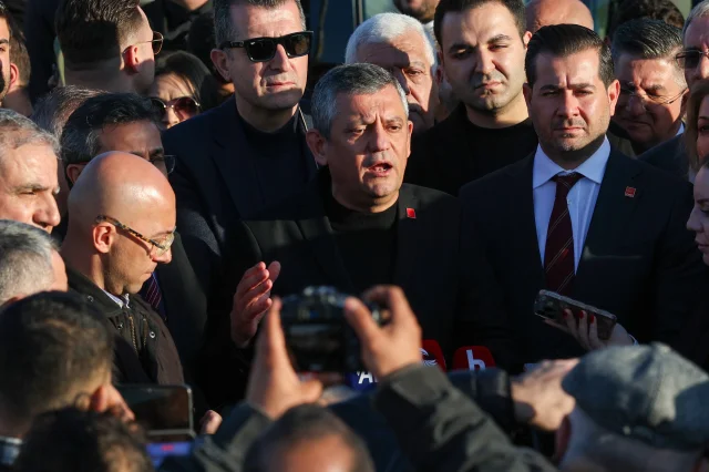 Özgür Özel Hatay'da konuştu: 'O şehri geri alacağız'
