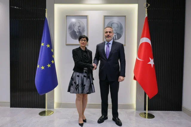 Bakan Fidan, Avrupa Komisyonu Komiseri Kos ile görüştü