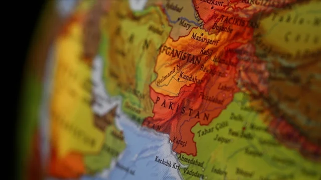 Afganistan Pakistan'daki cami saldırısını kınadı suçlamaları reddetti