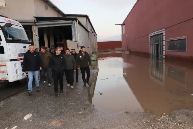 Uşak Değirmendere Taşkını Sonrası Sahada Yoğun Çalışma
