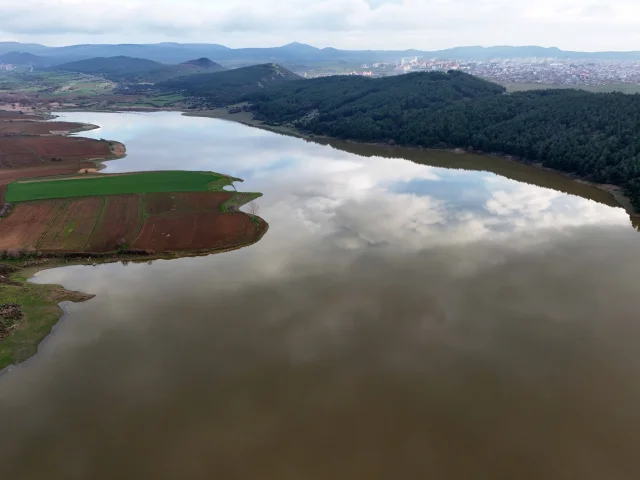 Bereketiyle geldi! Yağışlarla canlandı: Çiftçilerin yüzü güldü