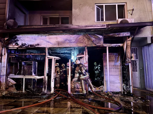 Bursa'da gece saatlerinde yangın paniği yaşandı