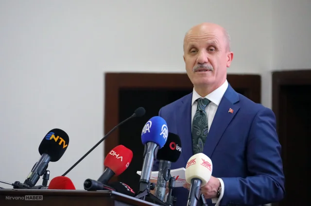 YÖK Başkanı Özvar'dan yeni dönem mesajı: Vakıf Üniversitelerinde de kontenjanlar azaltılacak