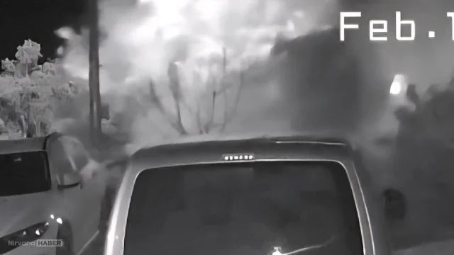 Hatay'da kamyon şarampole devrildi: Kazada 1 kişi yaralandı
