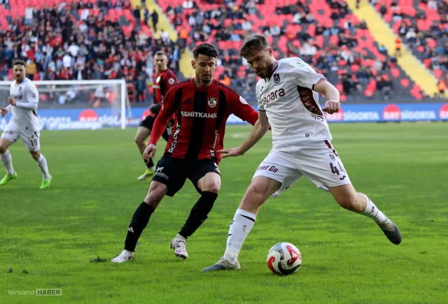 Trabzonspor deplasmanda Gaziantep FK'yı 2-1 mağlup etti