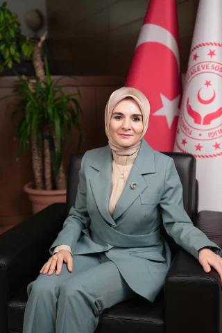 Bakan Göktaş: Oyun platformlarından ebeveyn denetimlerini artırmalarını bekliyoruz