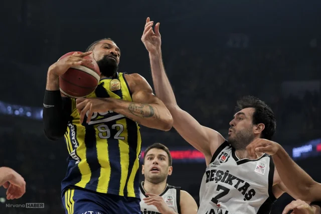 Ziraat Bankası Türkiye Kupası'nın şampiyonu Fenerbahçe Beko oldu