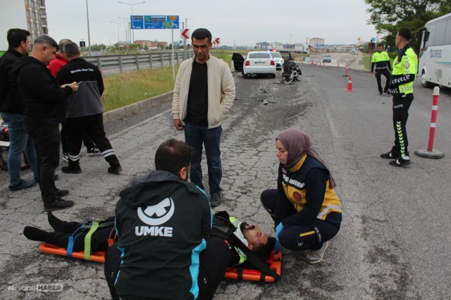 Aksaray’da şaşırtan kaza: Eşinin mesai arkadaşıyla kafa kafaya çarpıştı