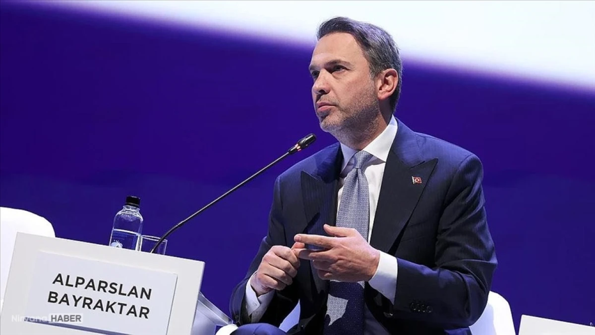 Bakan Bayraktar: "Özel, kusura bakmayın ama bu konuda bildiğiniz hiçbir şey yok!"