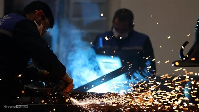 Almanya’da PMI sürprizi: Özel sektör şubatta beklentileri aştı