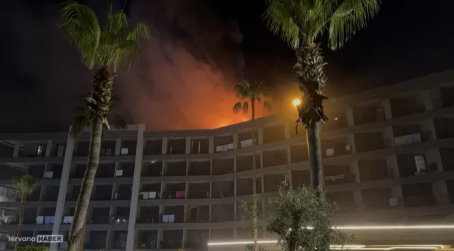 Alanya’da otelde korkutan yangın: Misafirler tahliye edildi