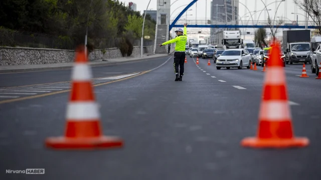 Beşiktaş ve Ataşehir ilçelerinde bugün bazı yollar trafiğe kapatılacak