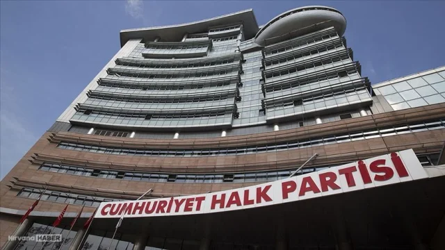 CHP'de "genel merkez" krizi! Avukat Çelik'ten ikinci dilekçe