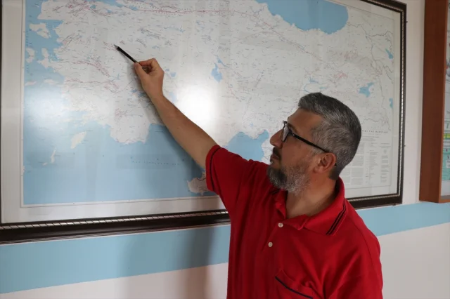 Kütahya'nın Simav İlçesinde Artan Deprem Fırtınası Dikkat Çekiyor