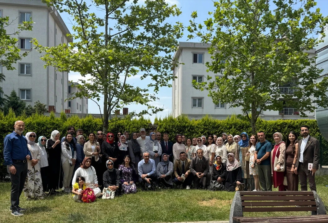 Edebiyat Dünyasının Duayeni Mustafa Kutlu Öğretmenlerle İstanbul'da Buluştu