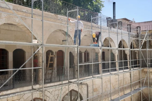 Şanlıurfa'daki Tarihi Barutçu Hanı Yeni Bir Döneme Hazırlanıyor