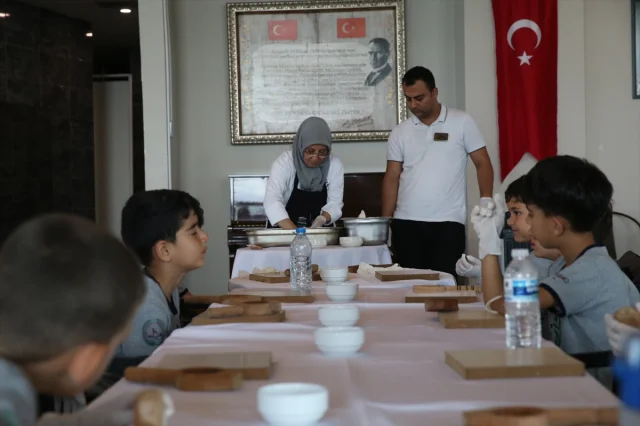 Hatay'da Gençlere Geleneksel Lezzet Kömbe Eğitimi