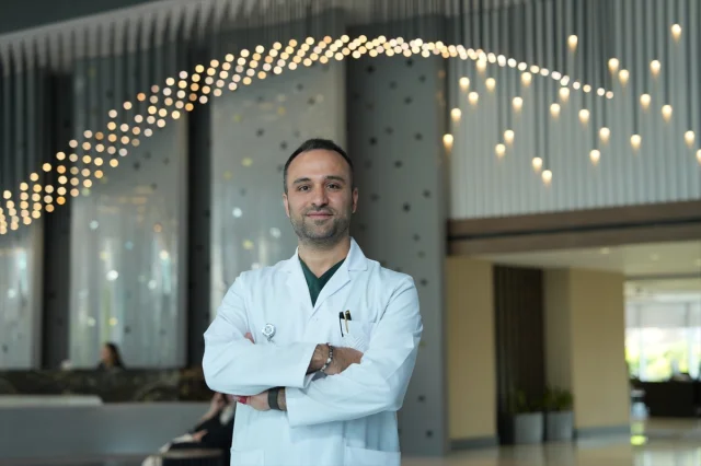 Erken Teşhis Edilmeyen İnmemiş Testis Sağlık Risklerini Artı...