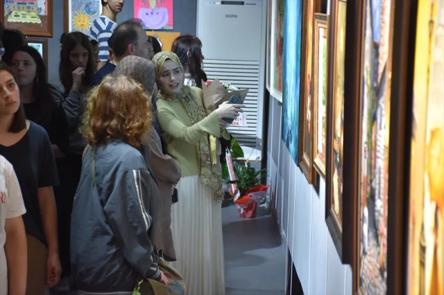 Trabzon’da Çocukların Sanat Eserleriyle Dolu Karma Sergi Sanatseverlerle Buluştu