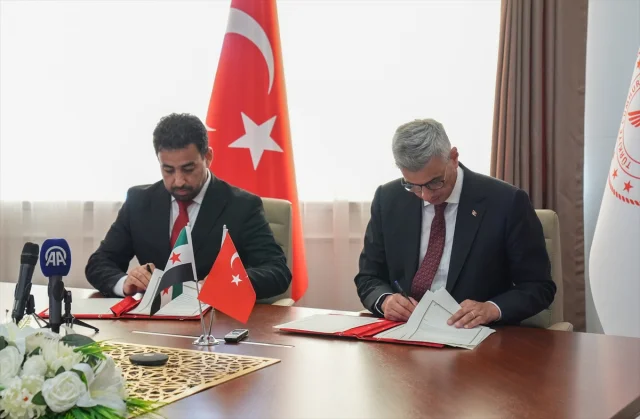 Türkiye ve Suriye Sağlık Alanında Ortak Adımlar Atıyor