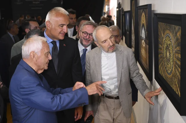 Ayasofya'nın Tarihi ve Estetik Zenginliği Fotoğraf Karelerine Yansıdı