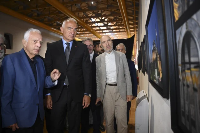 Ayasofya'nın Tarihi ve Estetik Zenginliği Fotoğraf Karelerine Yansıdı