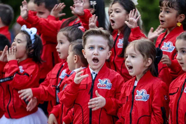 Bursalı Miniklerden TEKNOFEST Montlarıyla Savunma Sanayisi K...