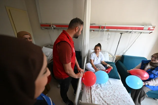 Düzce'de Tedavi Gören Çocuklara Sürpriz Karne Töreni