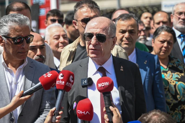 Ümit Özdağ'ın Talat Paşa Anıtı Ziyaretinde Vermek İstediği M...