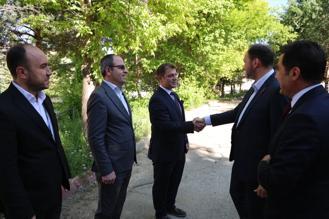 Yeşilay Genel Başkanı Mehmet Dinç'ten Bayburt'ta Önemli Ziyaret