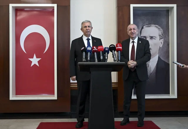 Ümit Özdağ'dan Mansur Yavaş'a Önemli Ziyaret