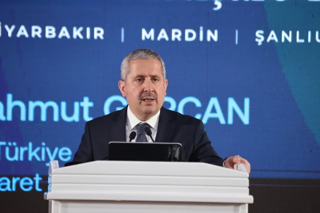 Ticaret Bakanlığı Esnaf ve Sanatkarları Desteklemeye Devam Ediyor