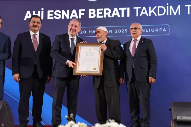 Ticaret Bakanlığı Esnaf ve Sanatkarları Desteklemeye Devam Ediyor