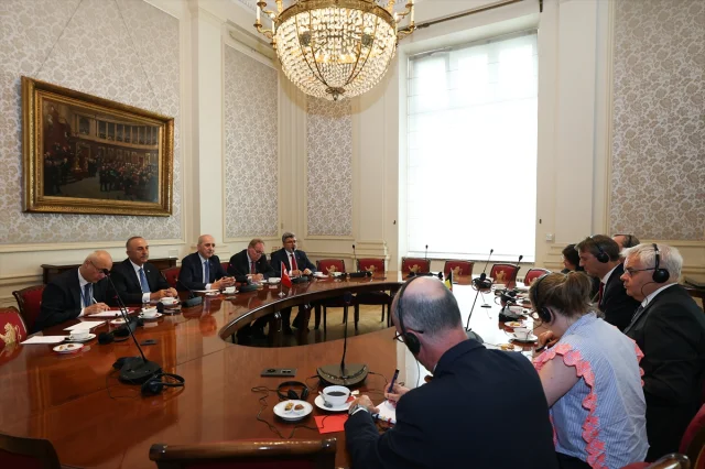 TBMM Başkanı Kurtulmuş'un Belçika Temasları: Önemli Görüşme...