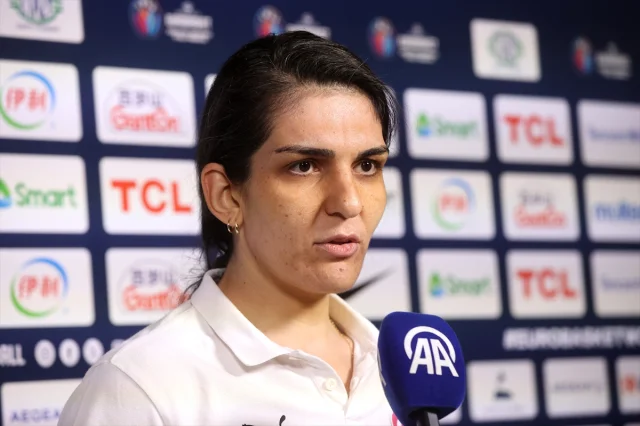 Milli Basketbolcu Esra Ural Topuz Yunanistan'da Zafere Odaklanıyor