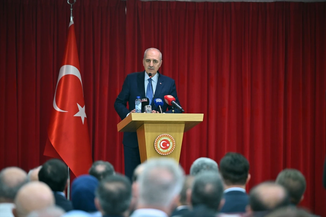 TBMM Başkanı Kurtulmuş Brüksel'de Türk Toplumunu Hedeflediği Güçlü Gelecekle Motive Etti