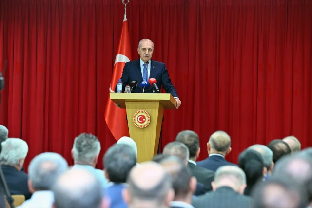 TBMM Başkanı Kurtulmuş Brüksel'de Türk Toplumunu Hedeflediği Güçlü Gelecekle Motive Etti