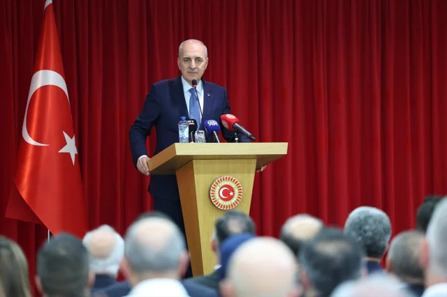 TBMM Başkanı Kurtulmuş Brüksel'de Türk Toplumunu Hedeflediği Güçlü Gelecekle Motive Etti