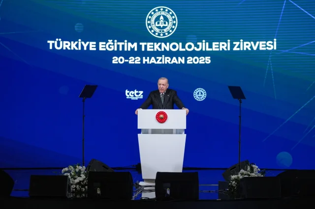 Eğitimde Dijital Dönüşüm Zirvesi: Erdoğan'dan YENİ Adımlar