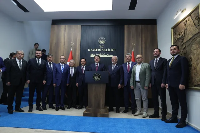 Adalet Bakanı Yılmaz Tunç Kayseri'de Temaslarda Bulundu