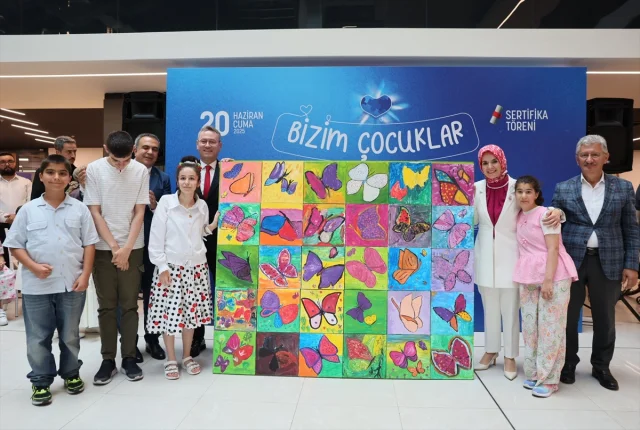 Bakan Göktaş Başakşehir’de Engelsiz Yaşam Merkezi'ni Ziyaret Etti