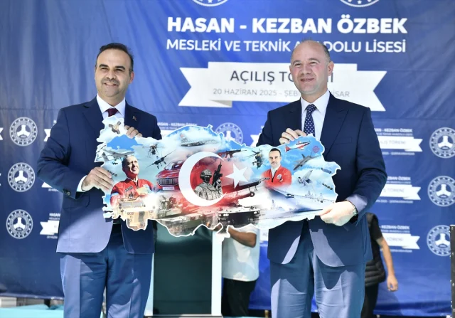 Bakan Kacır Giresun'da Eğitim Yatırımlarını Anlattı