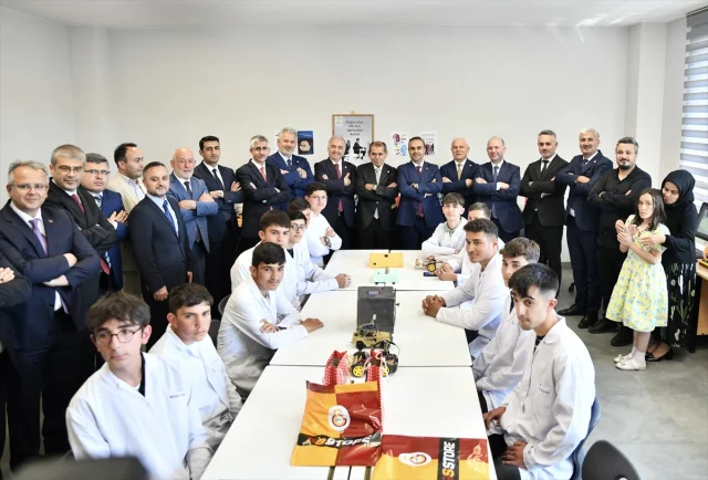 Bakan Kacır Giresun'da Eğitim Yatırımlarını Anlattı
