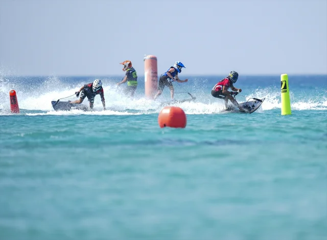 Dünya Motosurf Şampiyonası Rüzgarıyla Çeşme'de Heyecan Dorukta